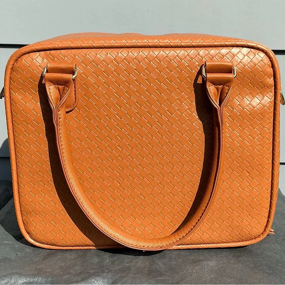 8 Piece Faux Leather Insulated Lunch Pack by Arctic Zone